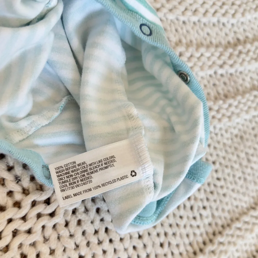 Cloud Island Unisex Baby Stripped 100% Cotton Onesie Size 0-3 Months